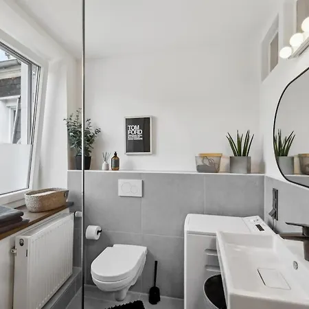 Stylisches Apartment, Parkplatz, Naehe Dus & Dortmund & Koeln & Essen شقة