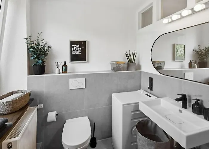 Appartement Stylisches Apartment, Parkplatz, Naehe Dus & Dortmund & Koeln & Essen Wuppertal