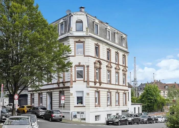 Stylisches Apartment, Parkplatz, Naehe Dus & Dortmund & Koeln & Essen Appartement *